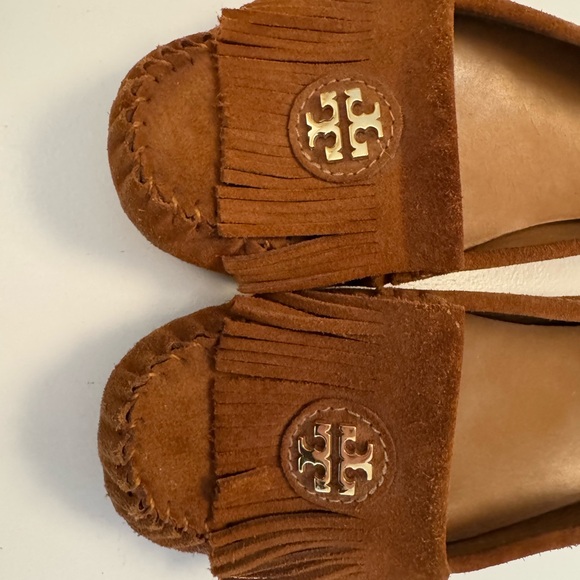 Tory Burch Brown Suede Fringe Moccasins - Picture 3 of 9